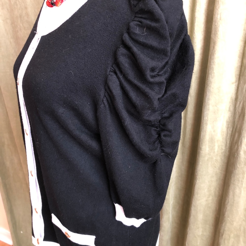☘️☘️ Carolyn Taylor black & white Cardigan ☘️☘️ - Picture 3 of 7